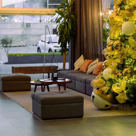 Bedford Hotel Jurica Екстер'єр фото