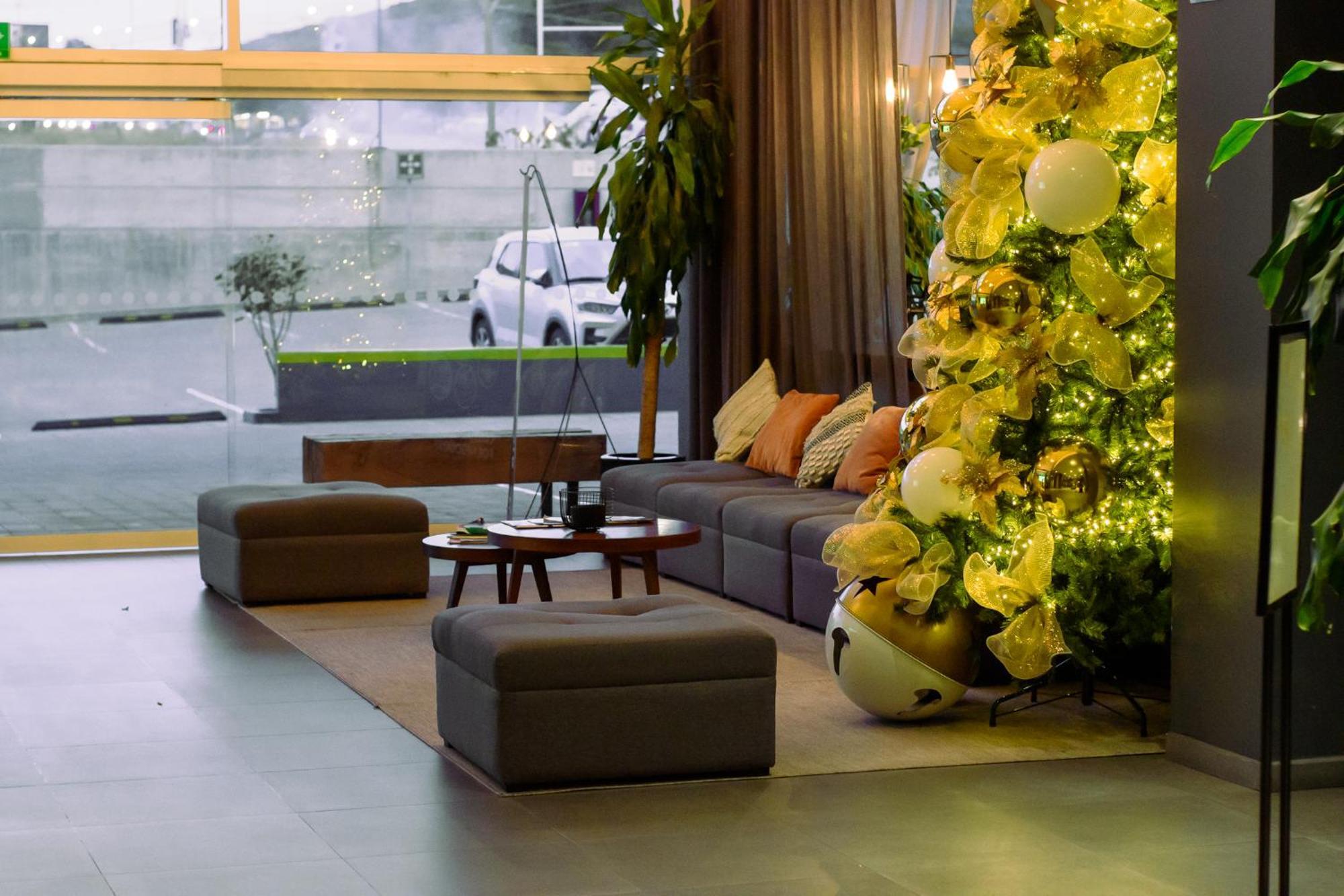Bedford Hotel Jurica Екстер'єр фото